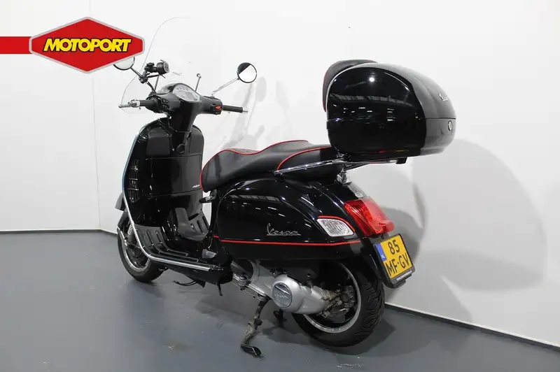 Vespa GTS 250 - foto 4