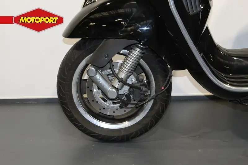 Vespa GTS 250 - foto 7