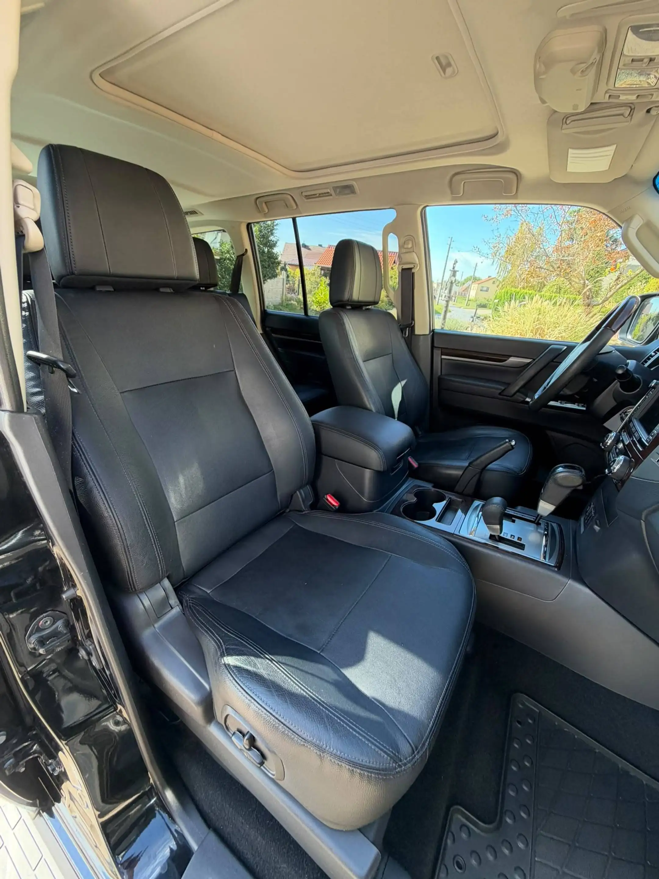 Mitsubishi Pajero 3.2 DI-D Top (5-trg.) — photo 10
