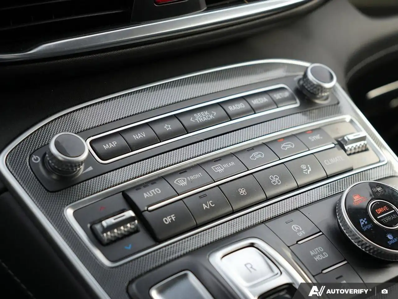 Hyundai SANTA FE снимка Hyundai SANTA FE