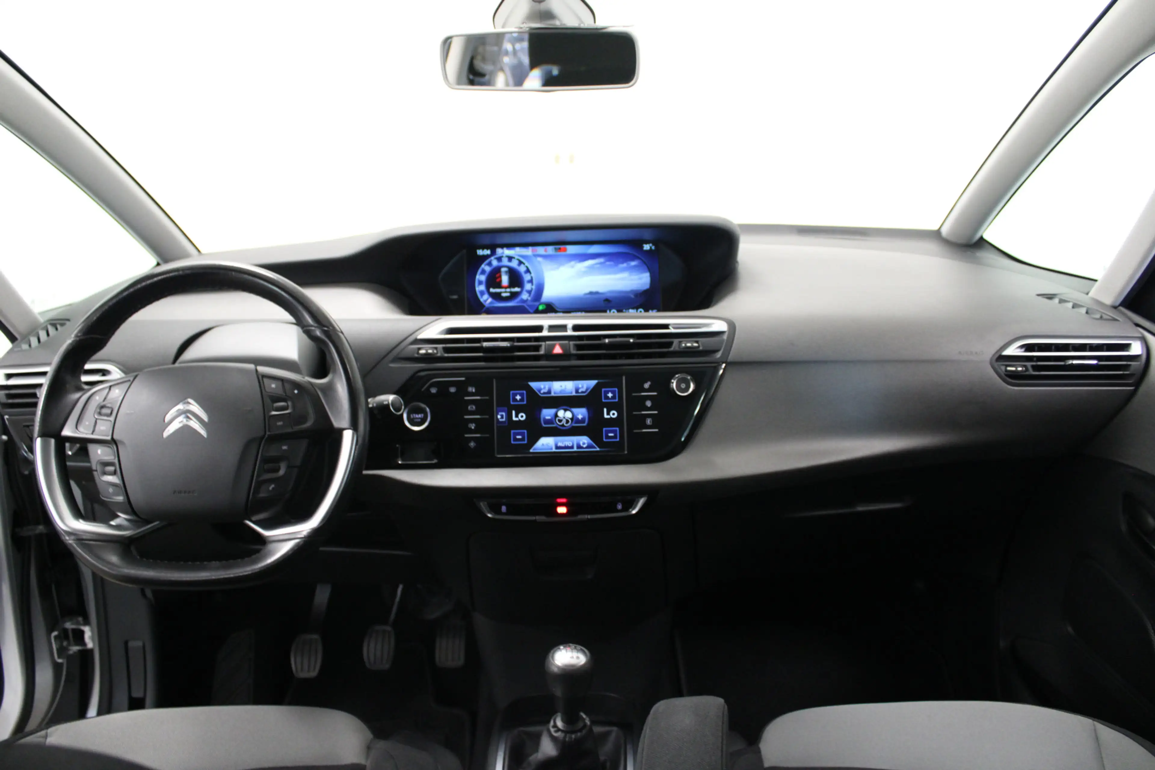 Citroen Grand C4 Picasso 1.2 PureTech Tendance — photo 3