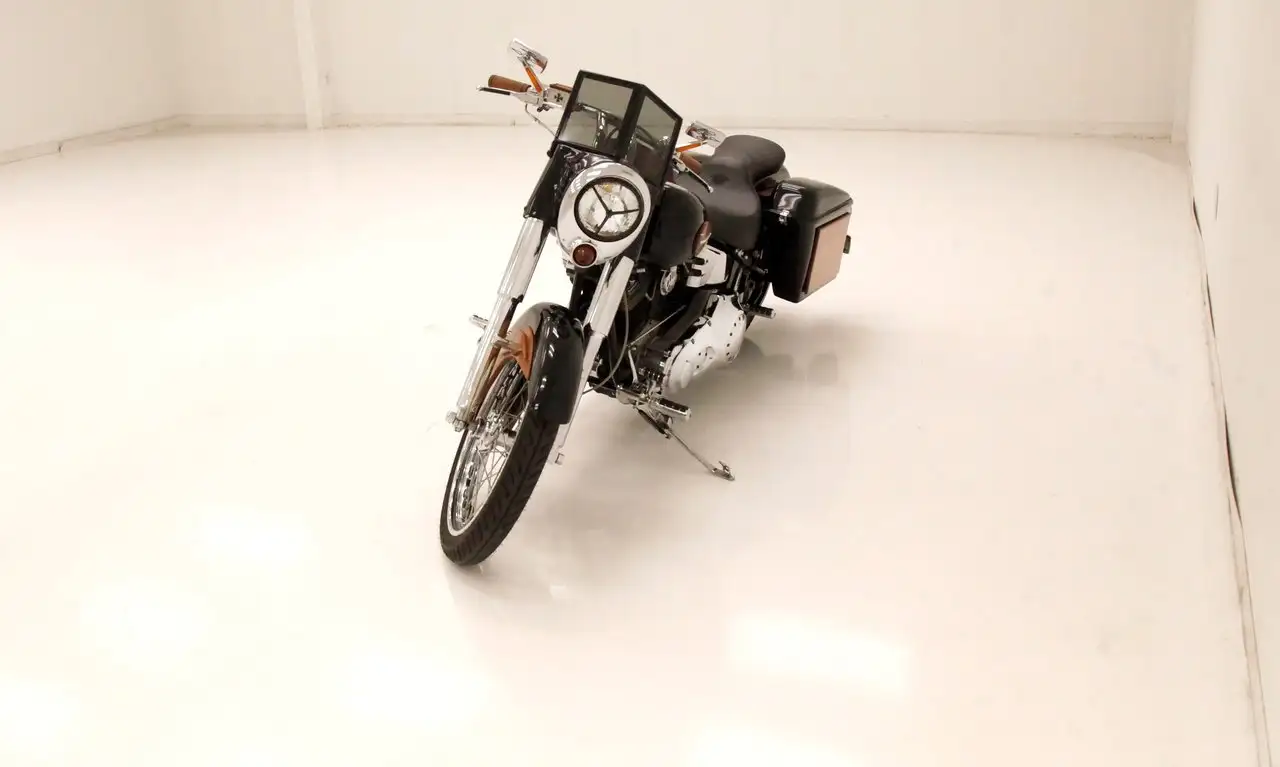 Harley-Davidson Softail