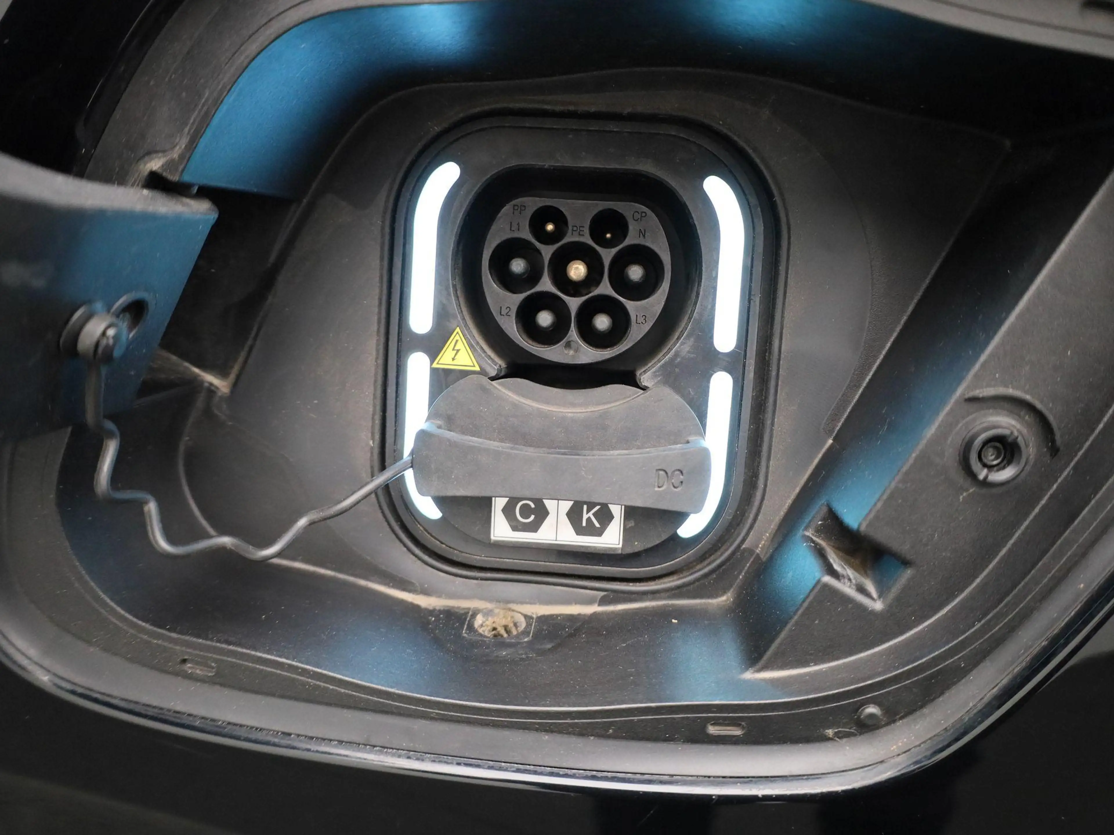 MG MG4 64 kWh Luxury — photo 13