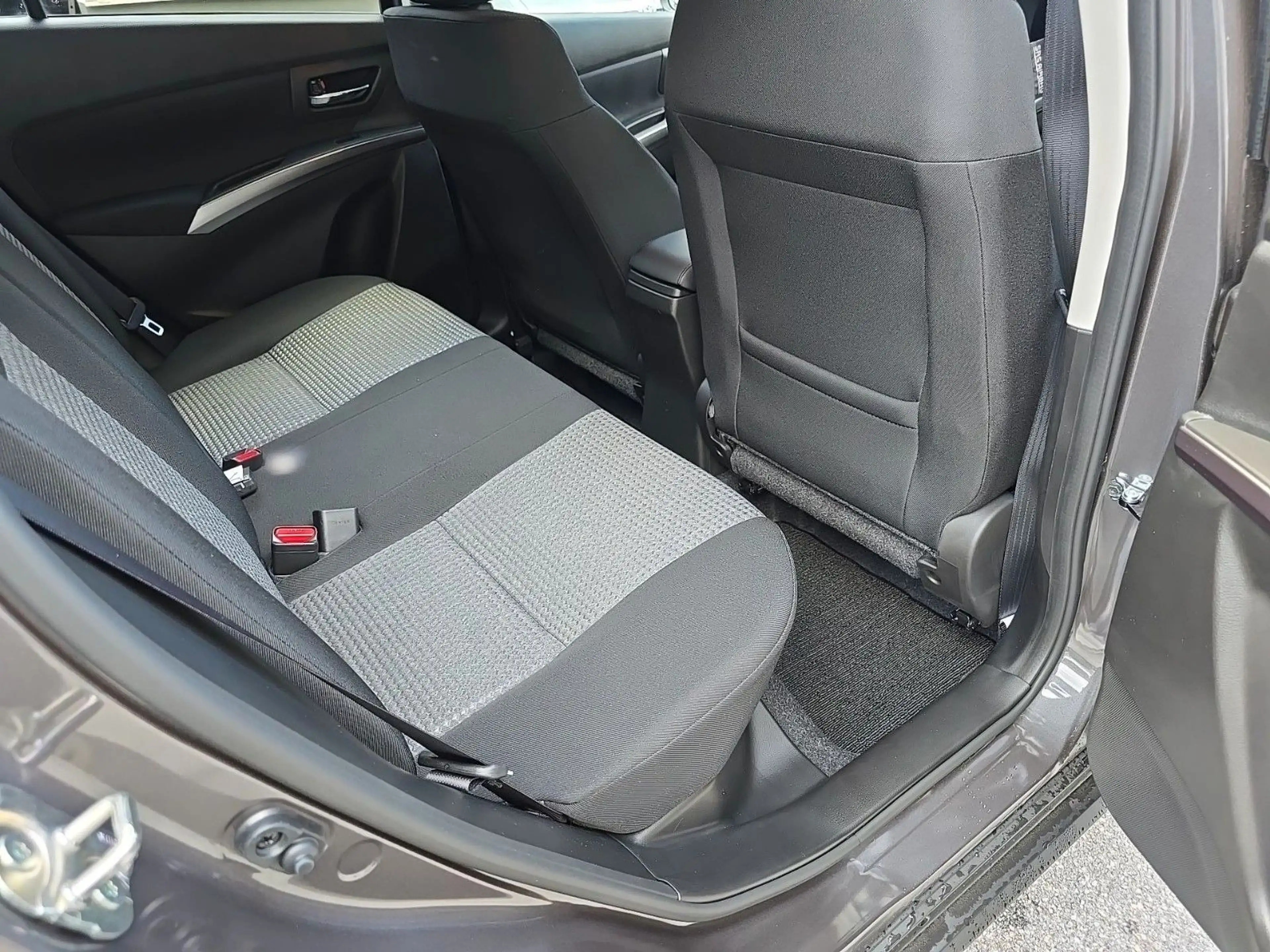 Suzuki SX4 S-Cross S-Cross 1.4 BOOSTERJET Hybrid Comfort Allgrip — photo 12