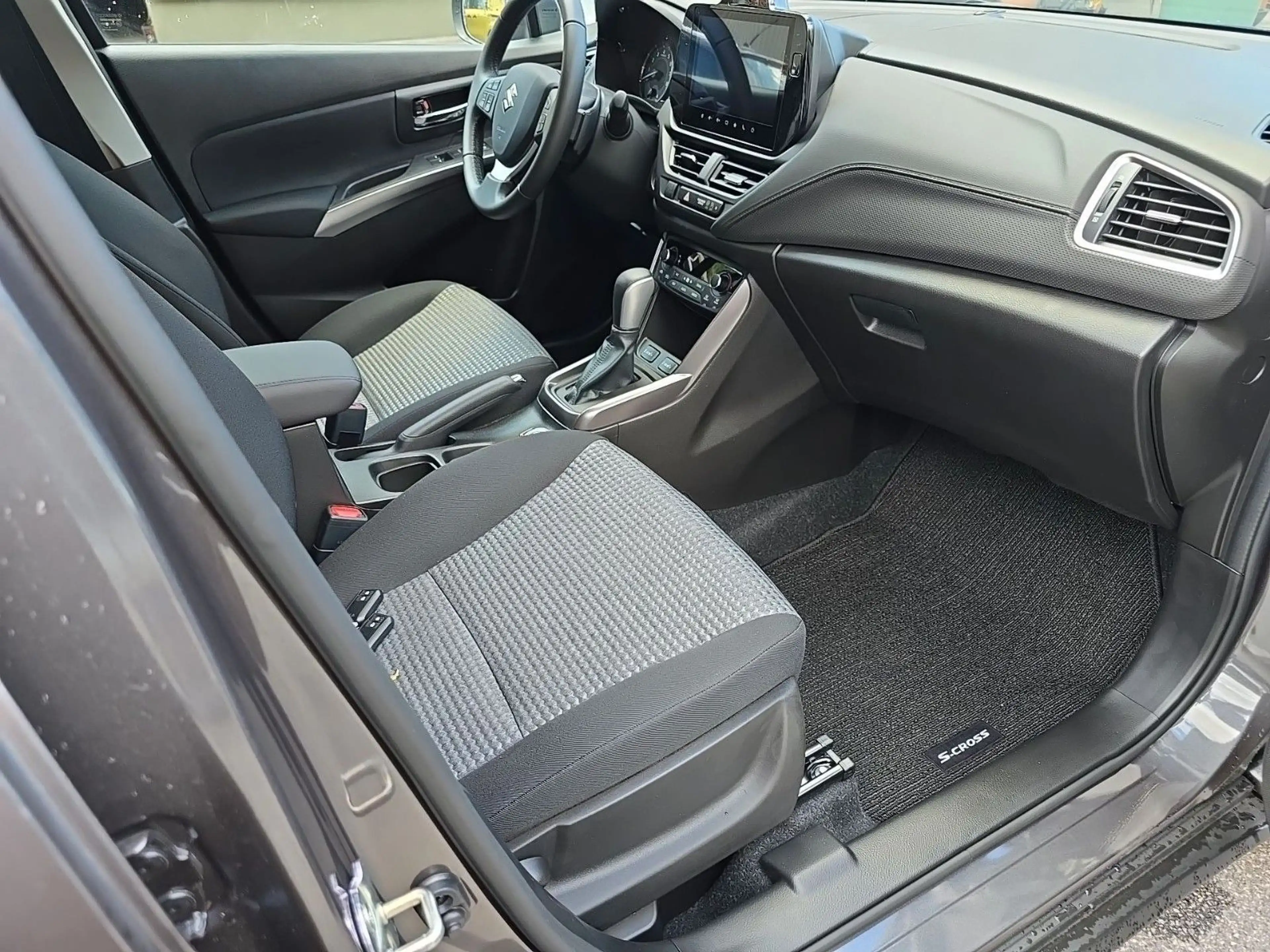 Suzuki SX4 S-Cross S-Cross 1.4 BOOSTERJET Hybrid Comfort Allgrip — photo 13