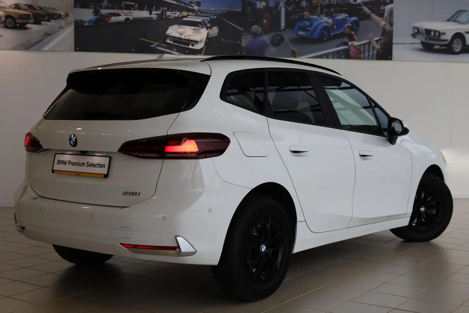 BMW 218 2-serie Active Tourer 218i Wit - 2