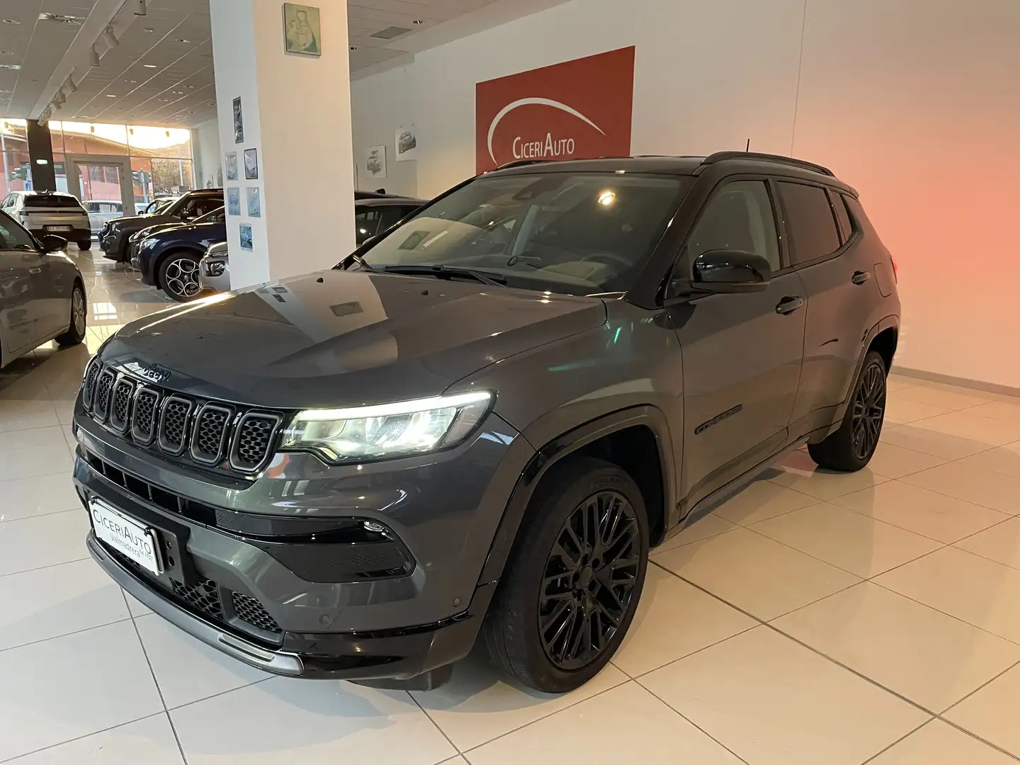 Jeep Compass 1.3 turbo 240 CV t4 phev S 4xe auto Gris - 2