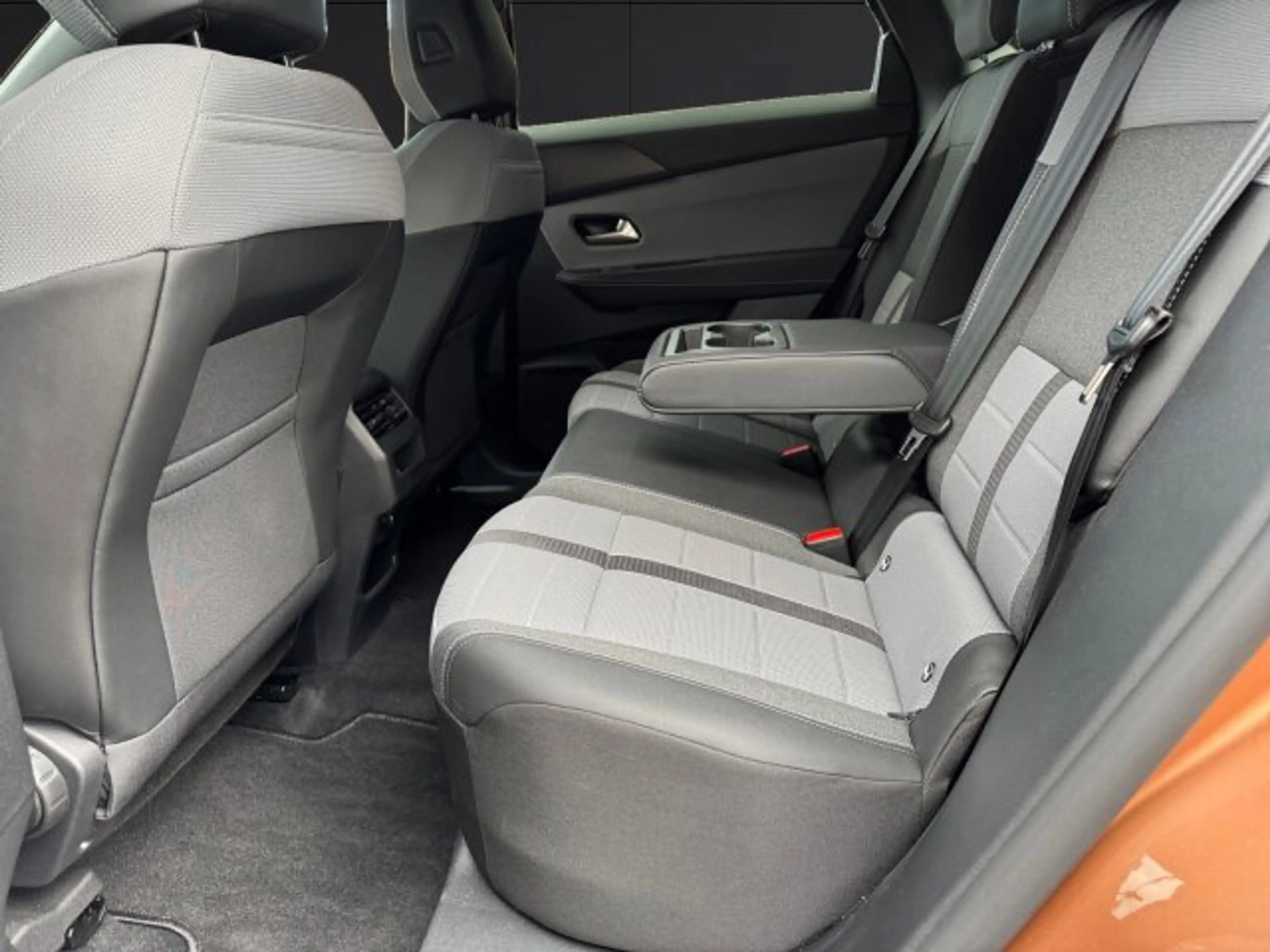 Opel Grandland Opel Grandland 1.2 MHEV GS +360°Kamera+Matrix+ACC+(SIDE) — photo 14