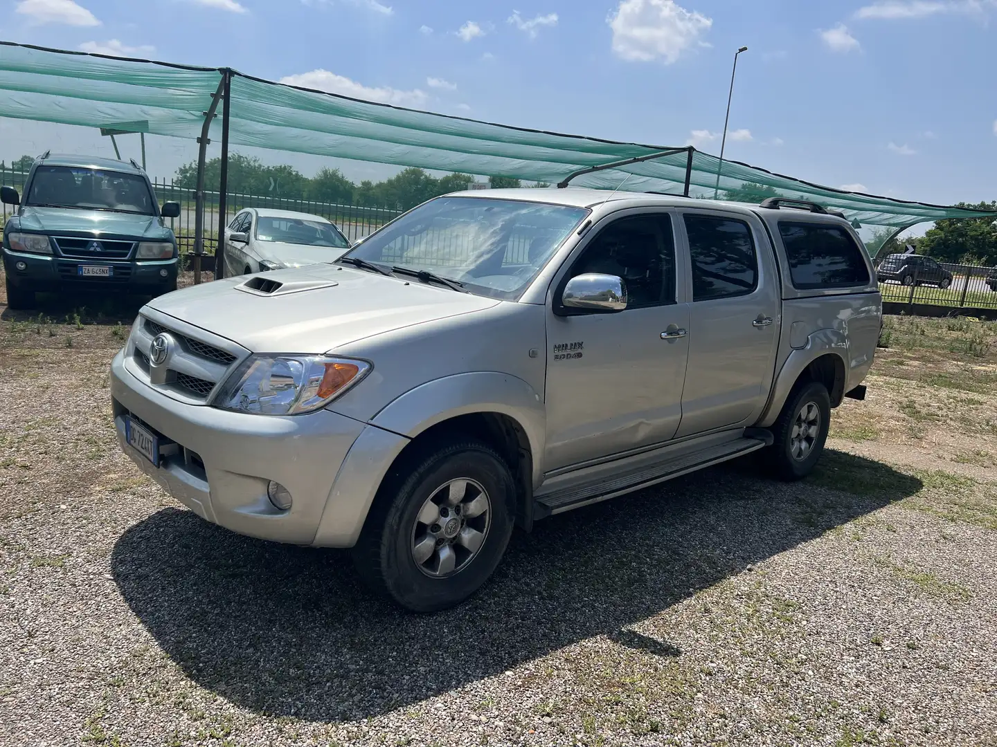 Toyota Hilux 3.0 d-4d double cab SR auto Argent - 2