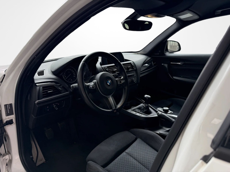 BMW 116 i F20 *2x M-Paket*PDC*LED*Navi* — photo 15