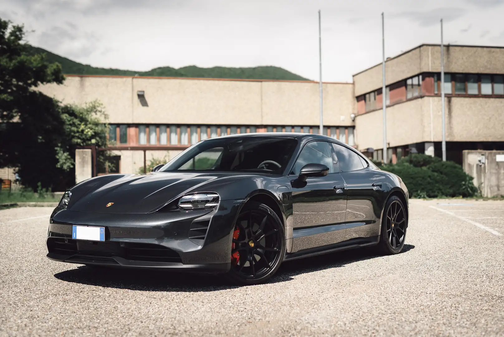 Porsche Taycan GTS 598cv | Unico Proprietario | Garanzia Porsche Grigio - 1