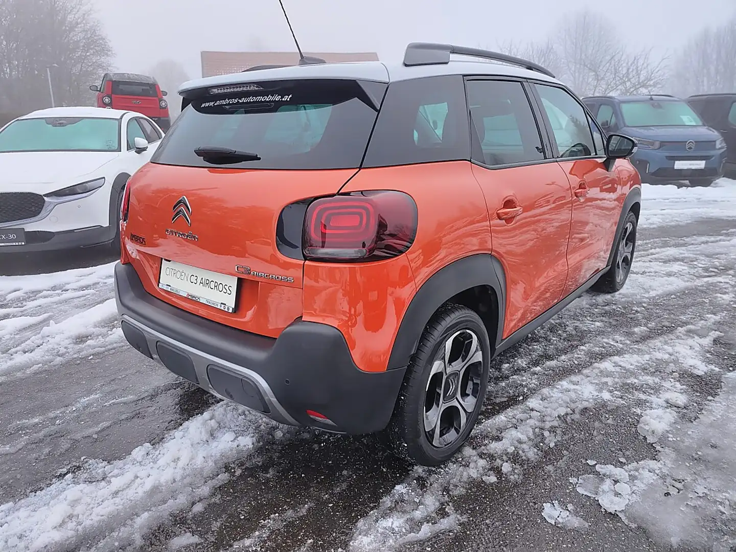 Citroen C3 Aircross BlueHDi 120 S&S EAT6 Automatik Shine Orange - 2