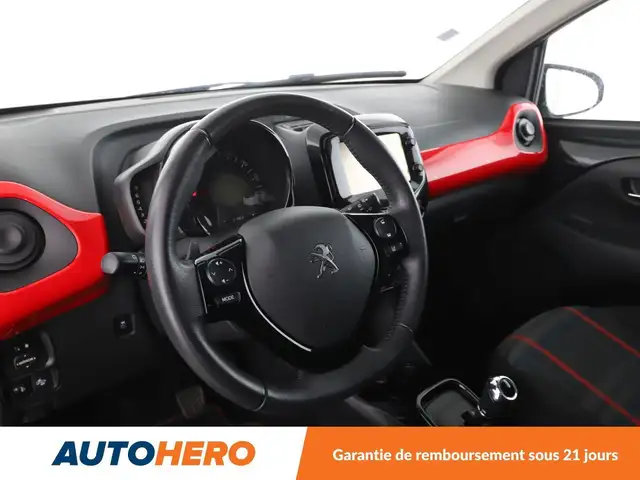 Peugeot 108 view 11