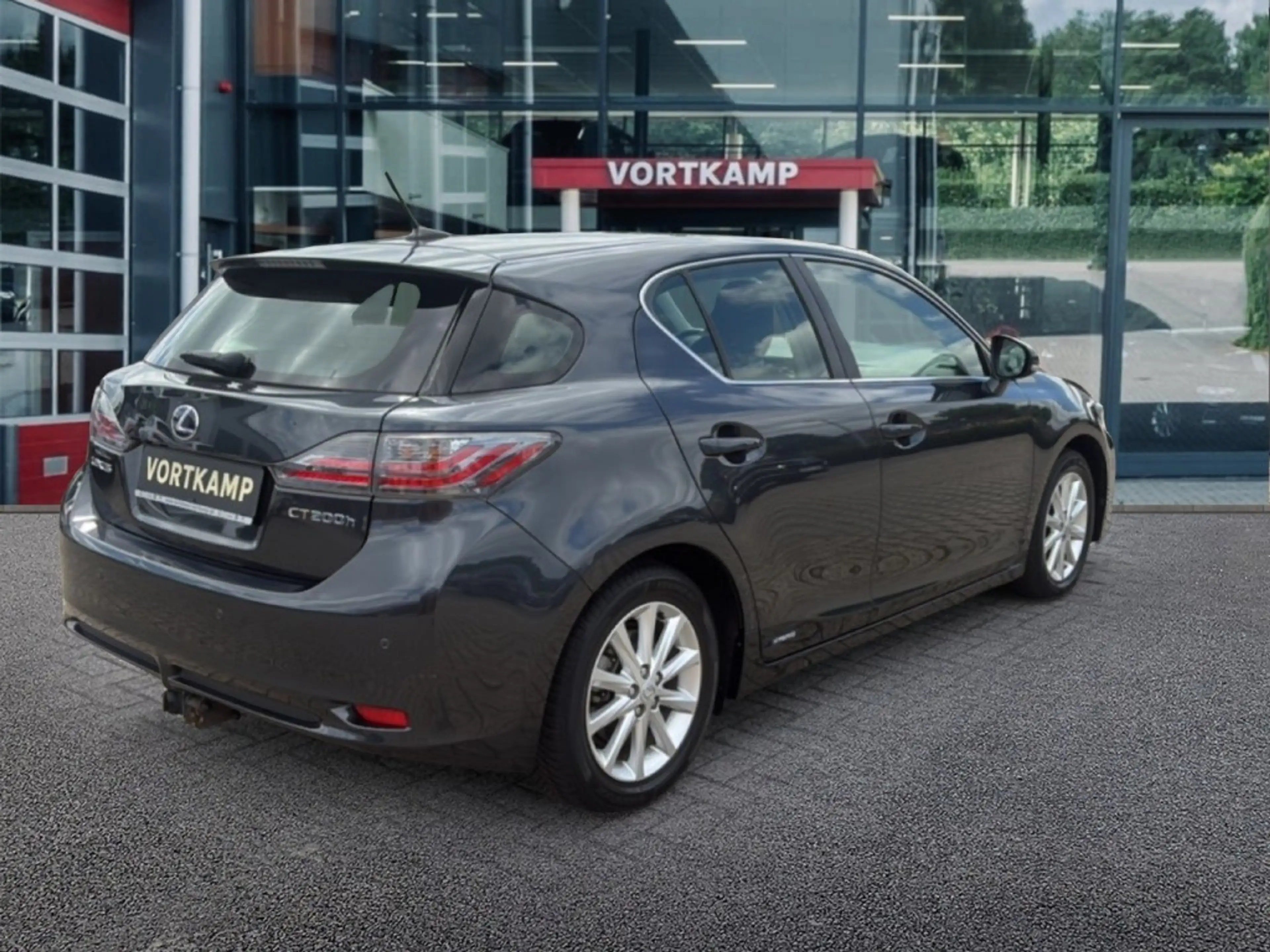 Lexus CT 200h EXECUTIVE LINE TREKHAAK/CAMERA/PDC/CRUISE/STOELVER — photo 5