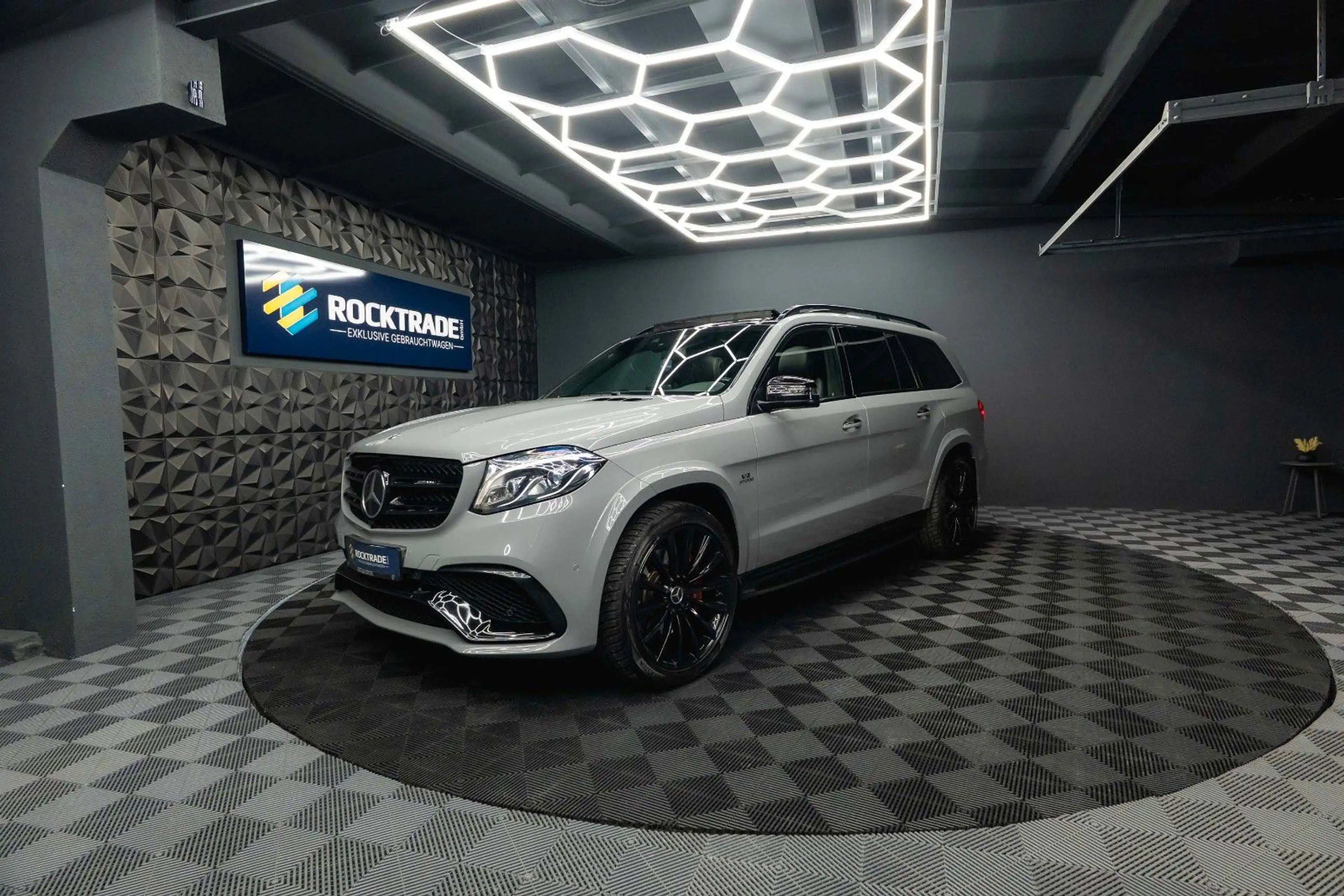 Mercedes-Benz GLS 63 AMG AMG 4Matic Night-Paket *ACC*Pano*Garantie