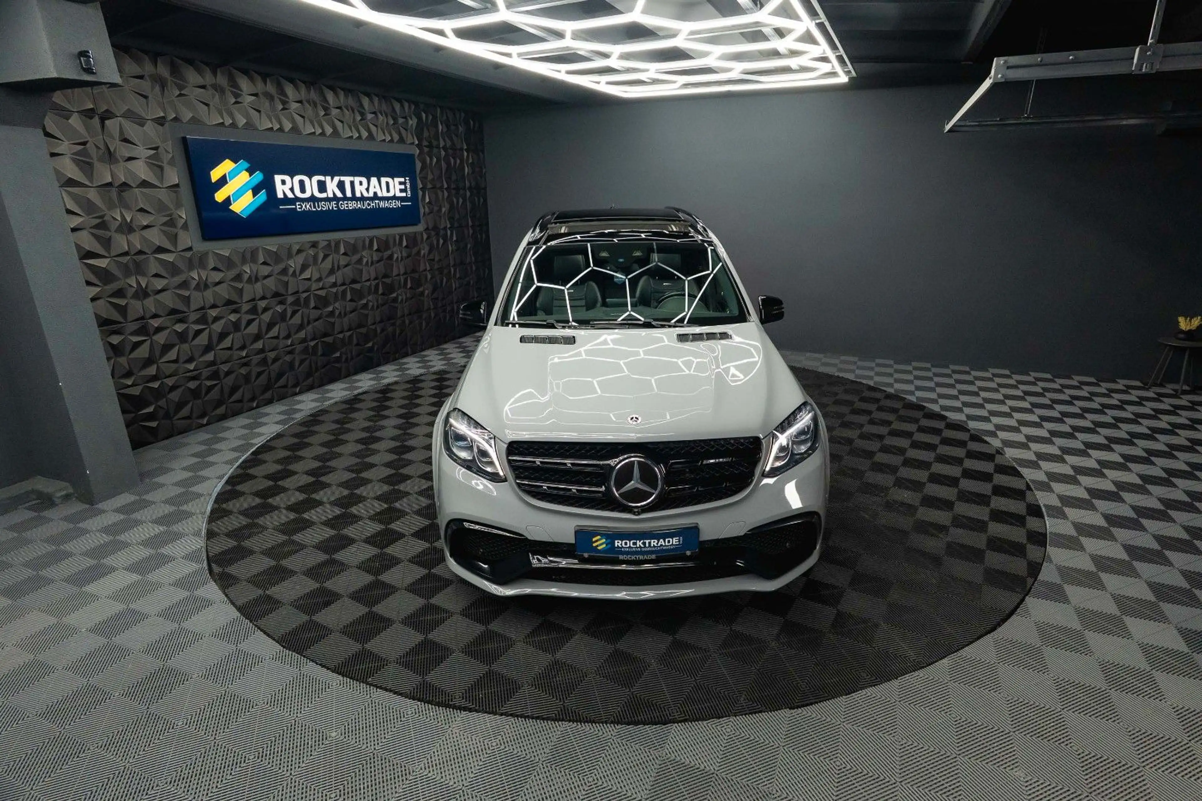 Mercedes-Benz GLS 63 AMG AMG 4Matic Night-Paket *ACC*Pano*Garantie — photo 3