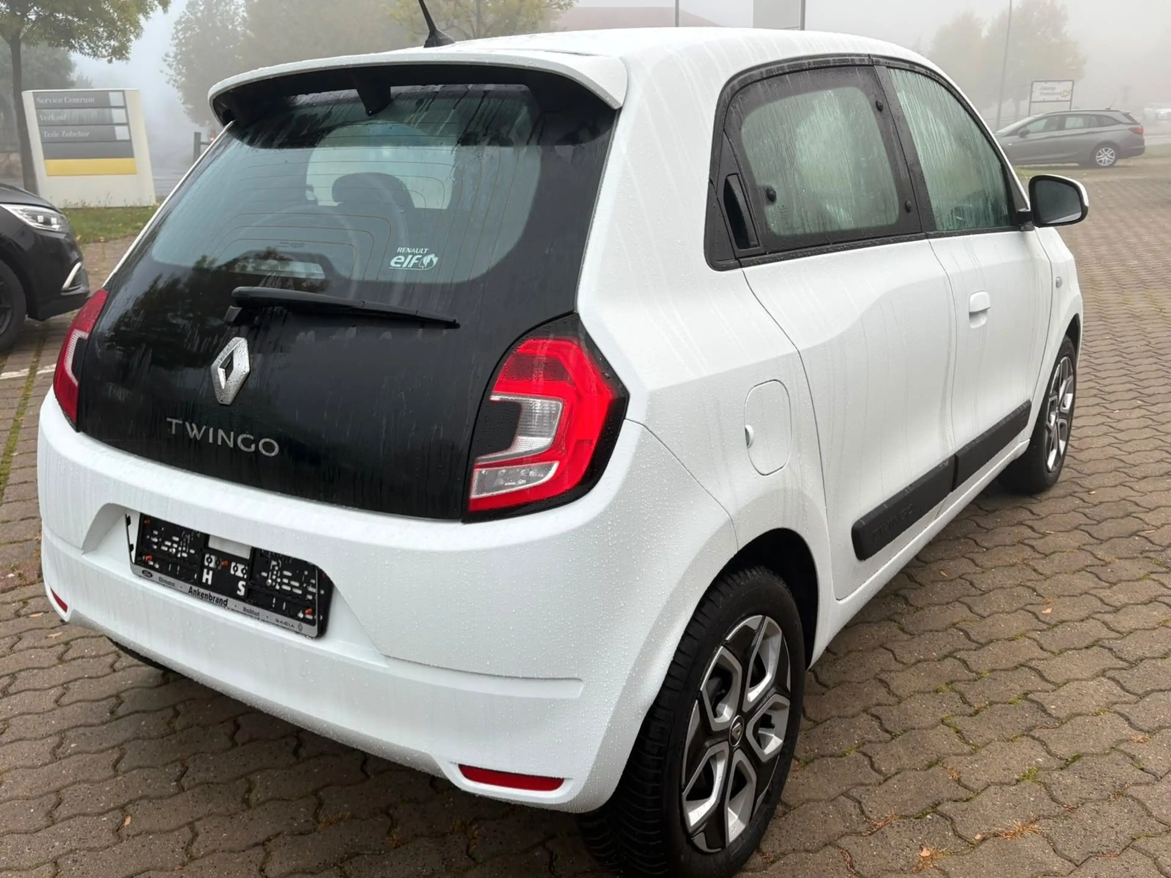 Renault Twingo Limited — photo 2