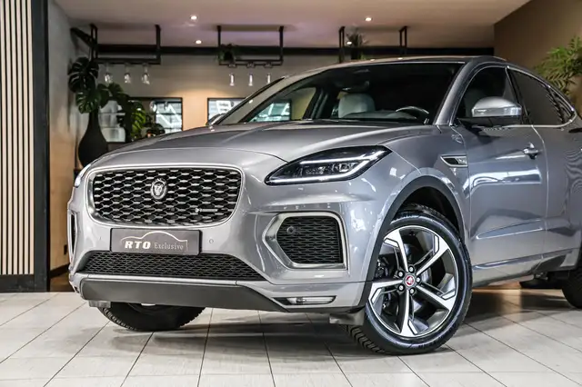 Jaguar E-Pace view 6