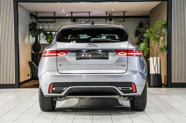 Jaguar E-Pace view 12