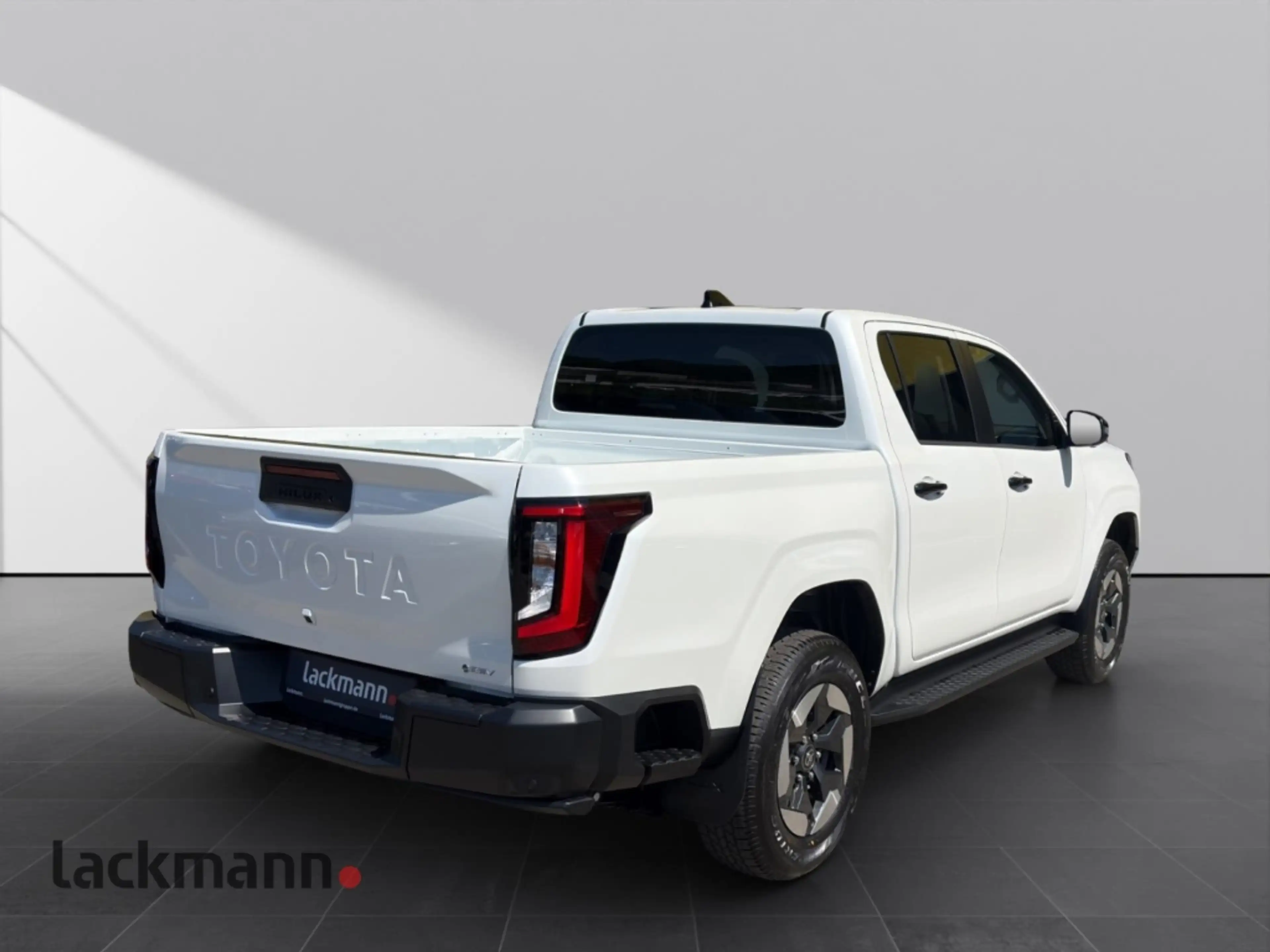 Toyota Hilux Double Cab BEV Executive 59,2kWh Allradantrieb — photo 4