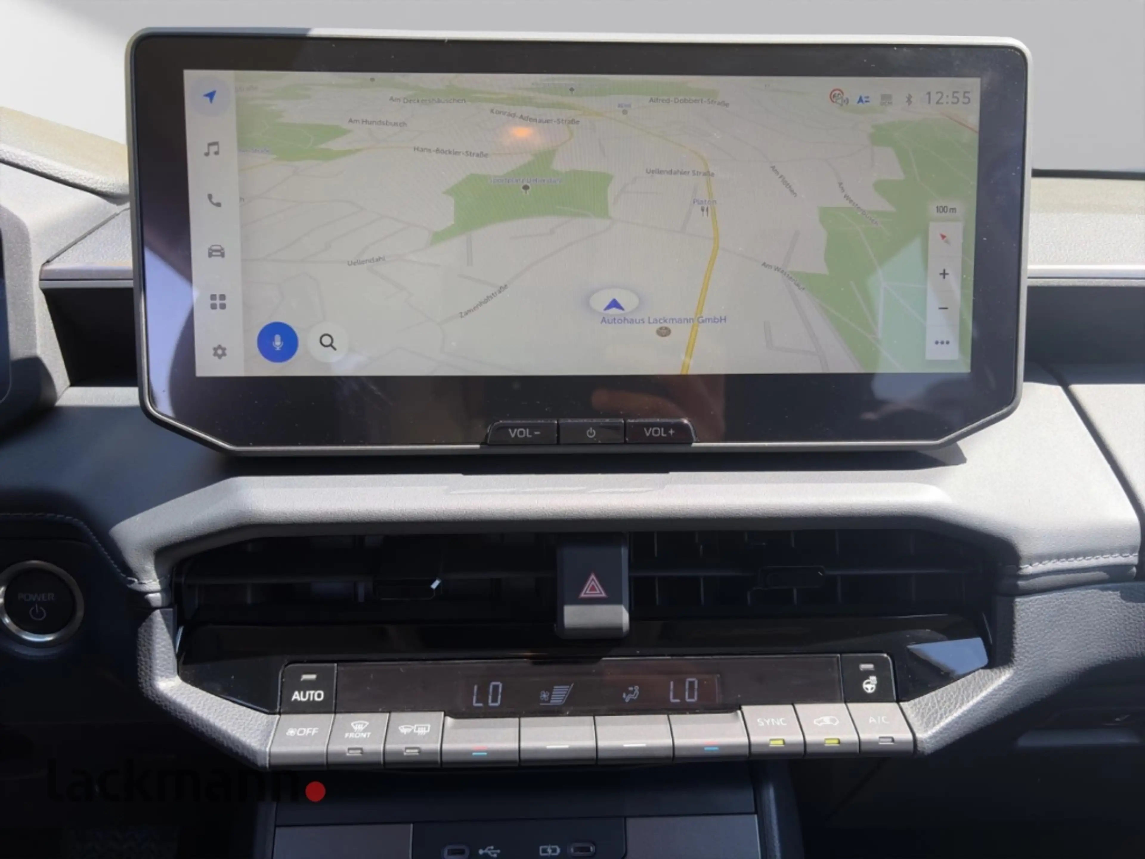 Toyota Hilux Double Cab BEV Executive 59,2kWh Allradantrieb — photo 12