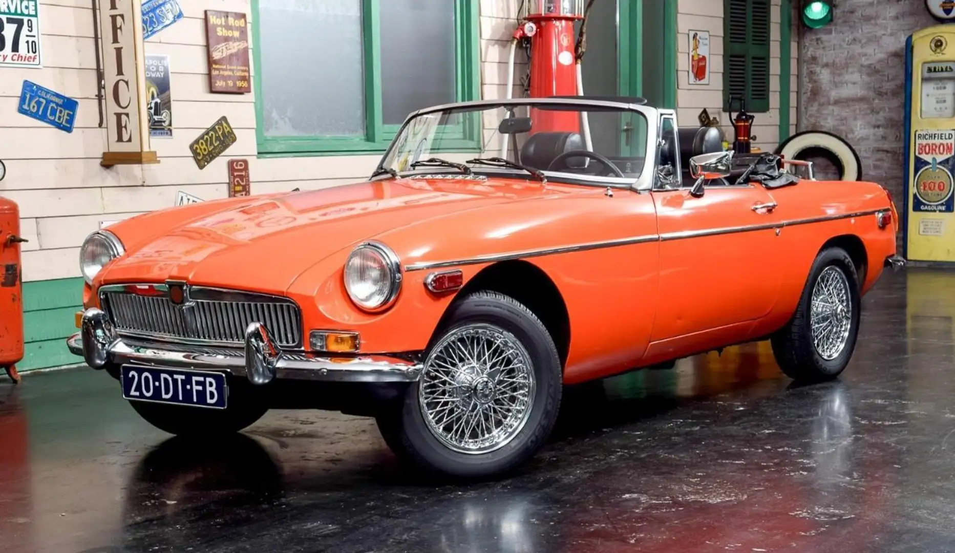 MG MGB Roadster convertible Naranja - 1