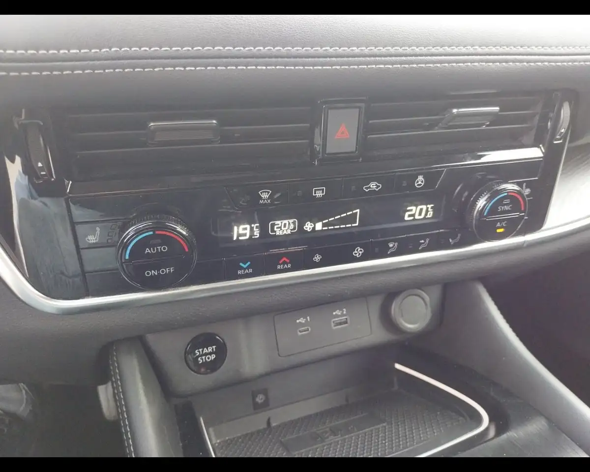 Nissan X-Trail X-Trail 1.5 e-Power Tekna e-4orce 4wd 7 posti 15
