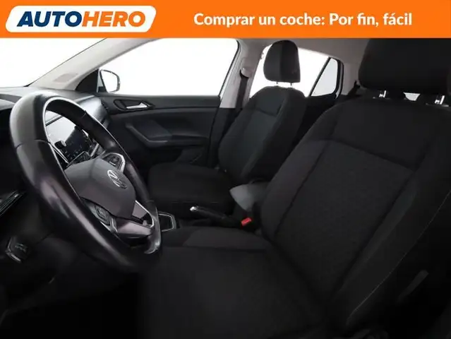 Volkswagen T-Cross view 11
