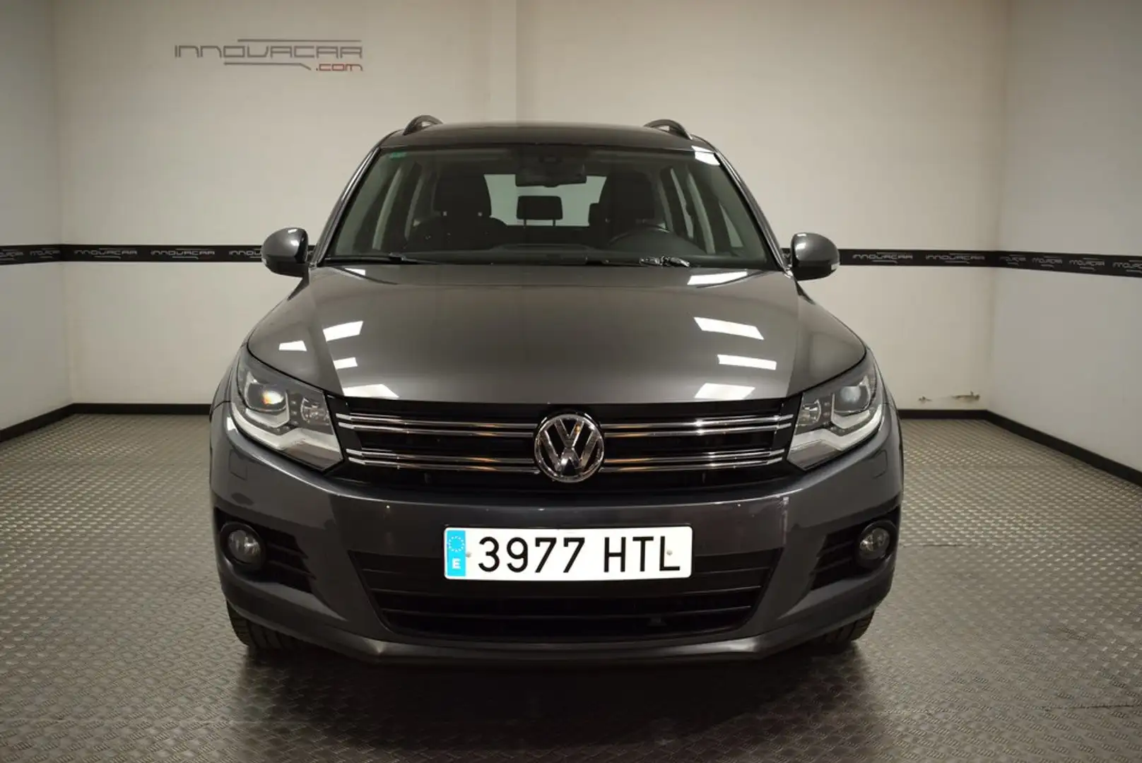 Volkswagen Tiguan 2.0 TDI 110cv 4x2 T1 BlueMotion Tech Gris - 2