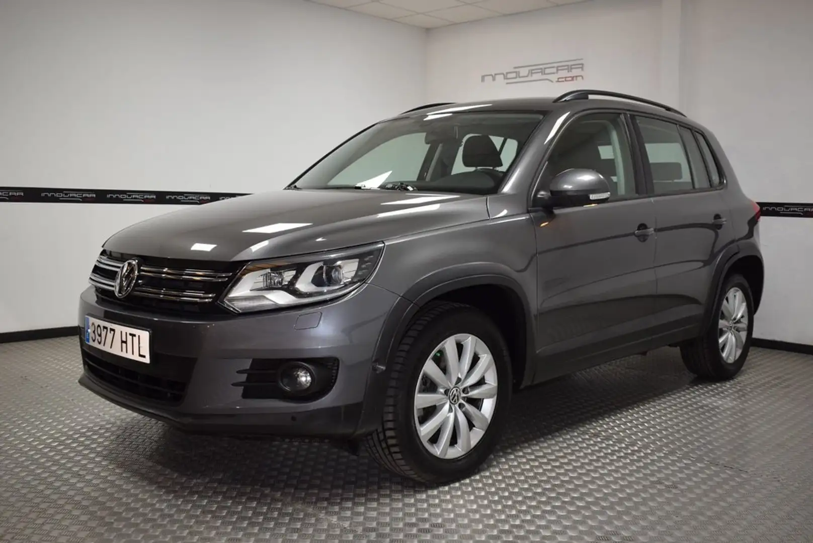 Volkswagen Tiguan 2.0 TDI 110cv 4x2 T1 BlueMotion Tech Gris - 1