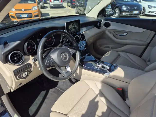 Mercedes-Benz GLC view 6
