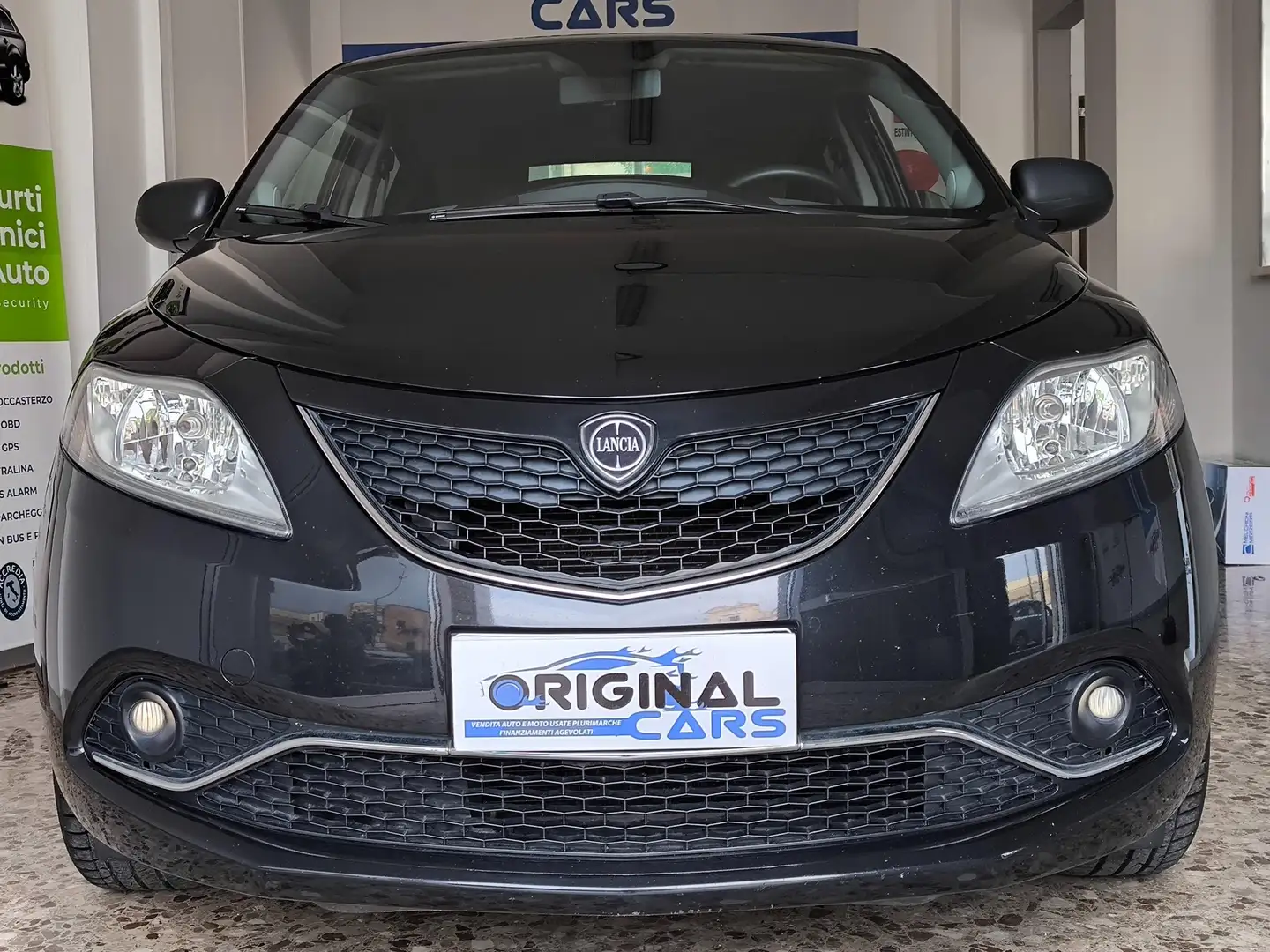 Lancia Ypsilon Ypsilon III 2015 1.2 Silver ecochic Gpl 69cv Nero - 2