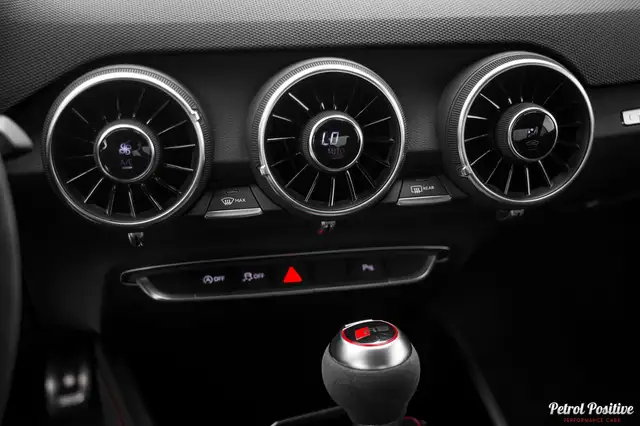Audi TT RS Coupé S-tronic / 2022 / ERSTBESITZ / Ö-BESTPREIS Ansicht 41