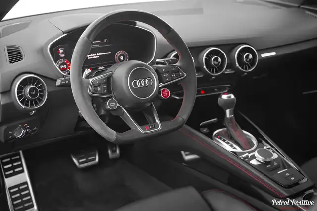 Audi TT RS Coupé S-tronic / 2022 / ERSTBESITZ / Ö-BESTPREIS Ansicht 27