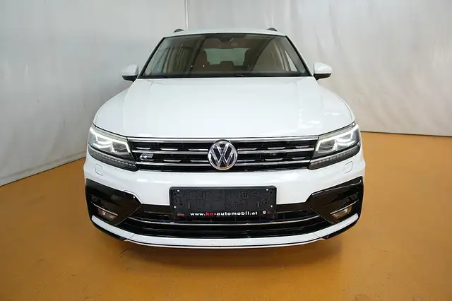 Volkswagen Tiguan view 5