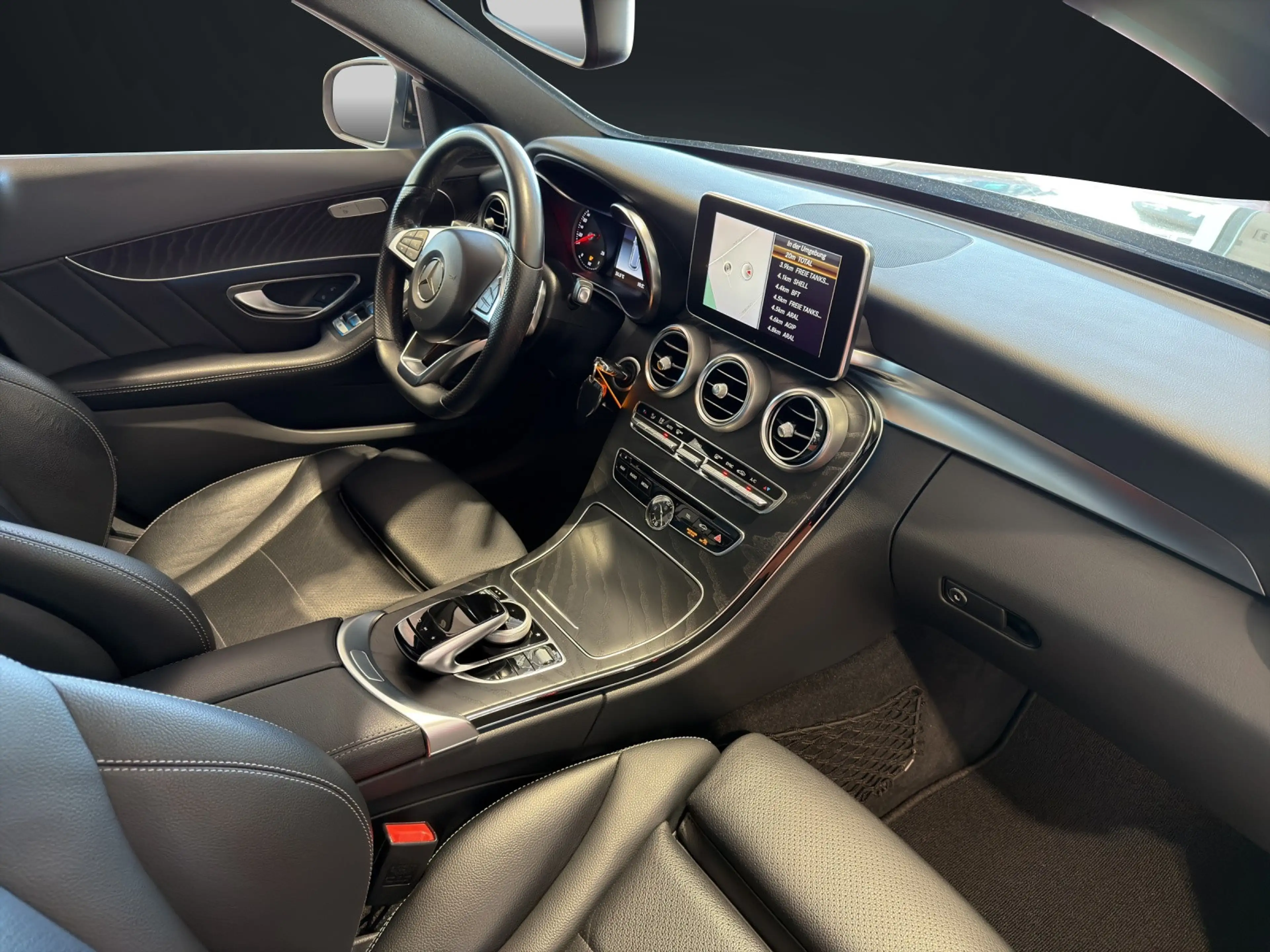 Mercedes-Benz C 400 4Matic T | AMG-Line | Pano | Comand — photo 15