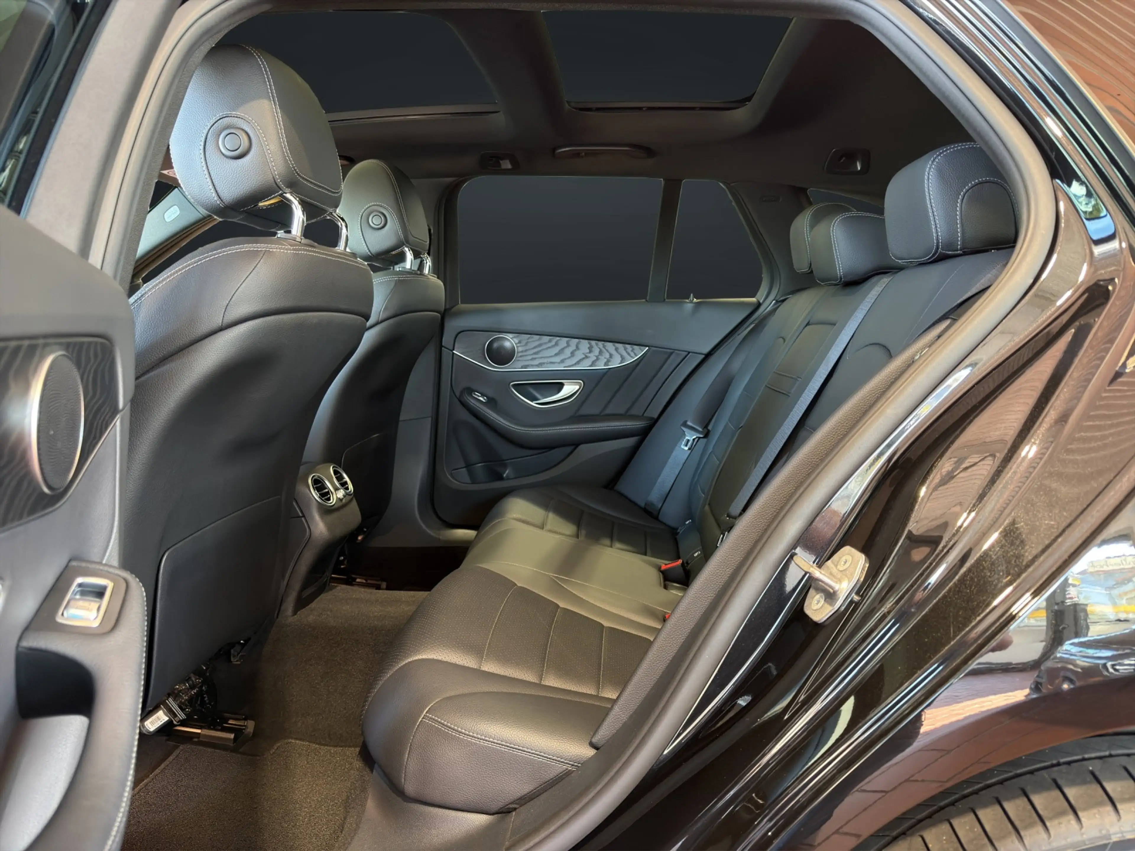 Mercedes-Benz C 400 4Matic T | AMG-Line | Pano | Comand — photo 13