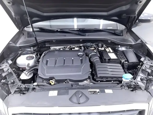 Audi Q2 view 13