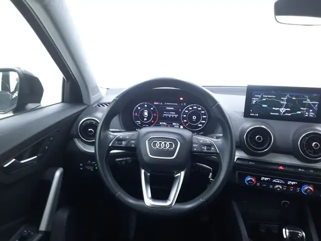 Audi Q2 view 11