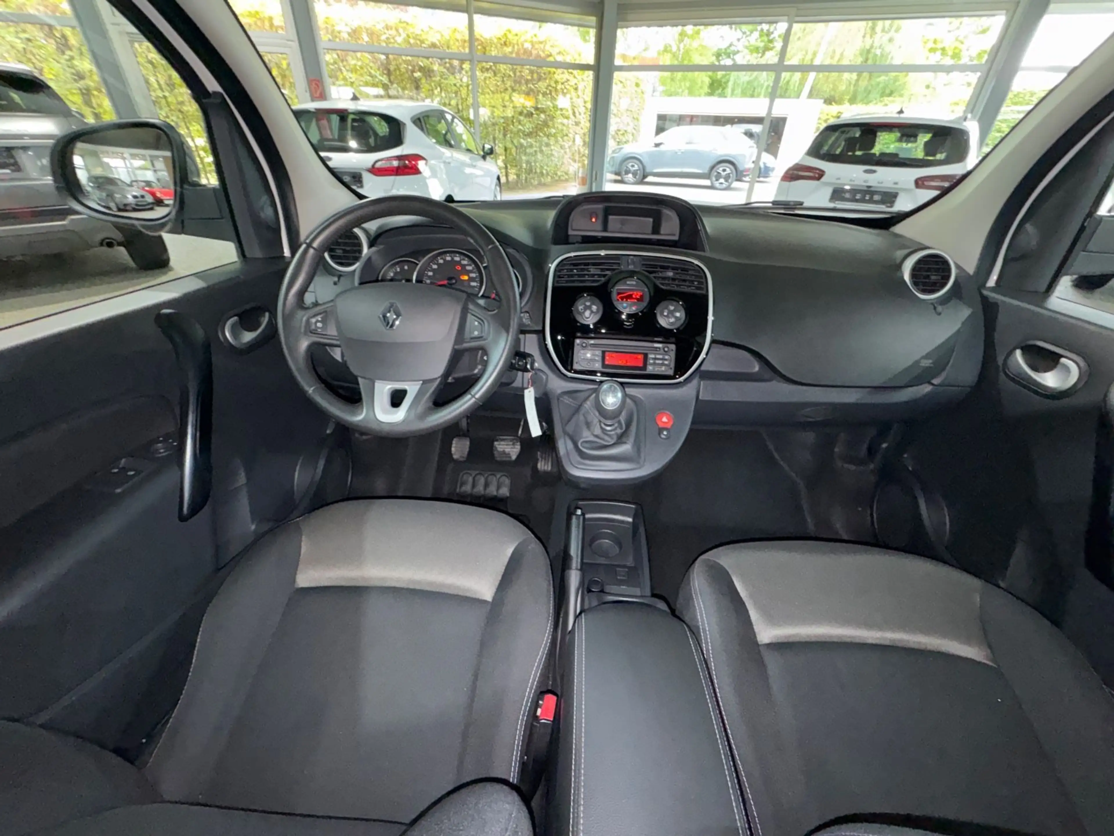 Renault Kangoo 1.5D Limited 5-Si Klimaaut.11Tkm — photo 3