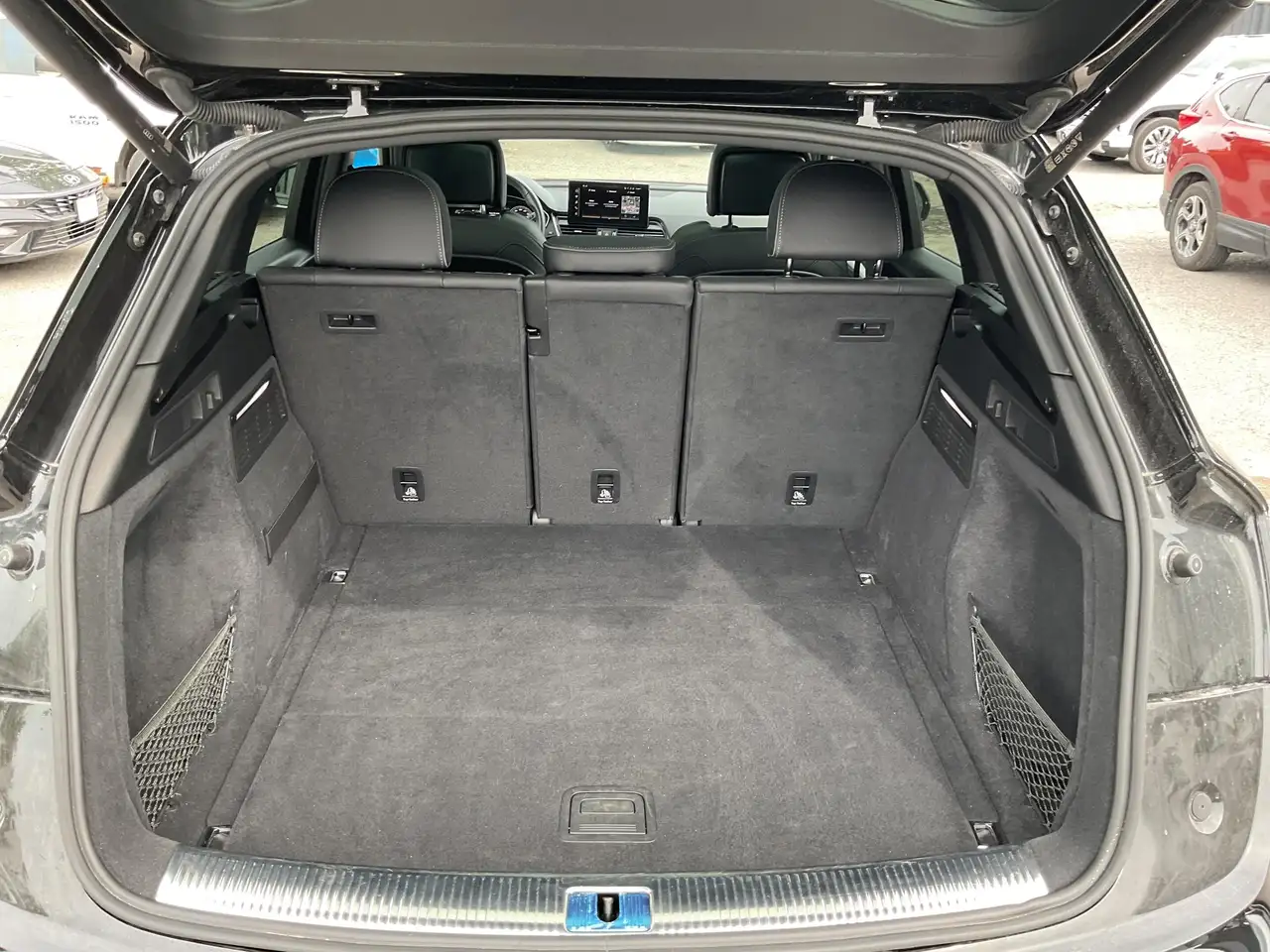 Audi Q5 снимка Audi Q5