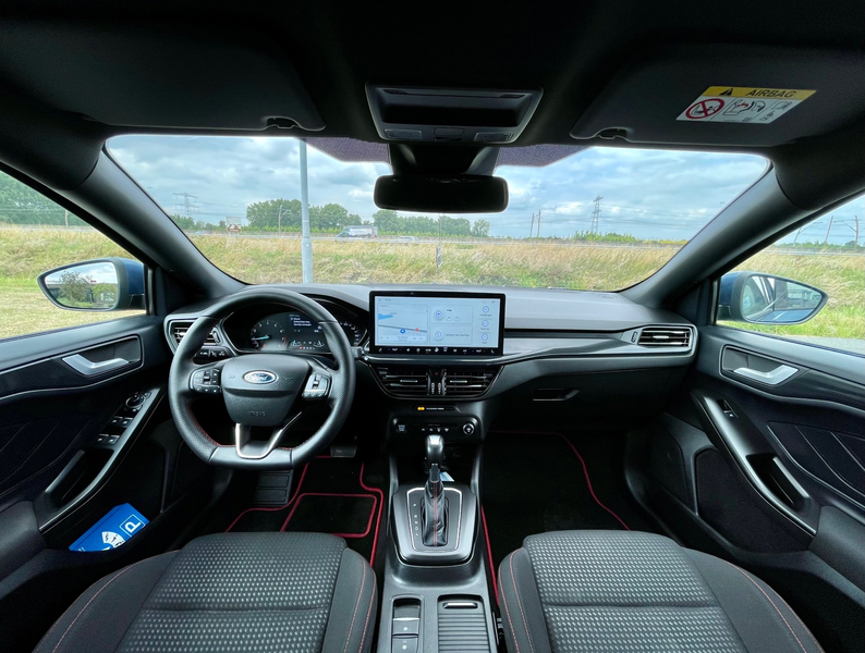 Ford Focus Wagon 1.0 EcoBoost Hybrid ST Line, Aut, Acc, Trekh — photo 3