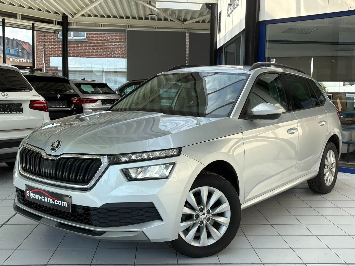 Skoda Kamiq Kamiq 1.0 TSI *LED * CAMERA * CARPLAY * PDC * Grau - 1