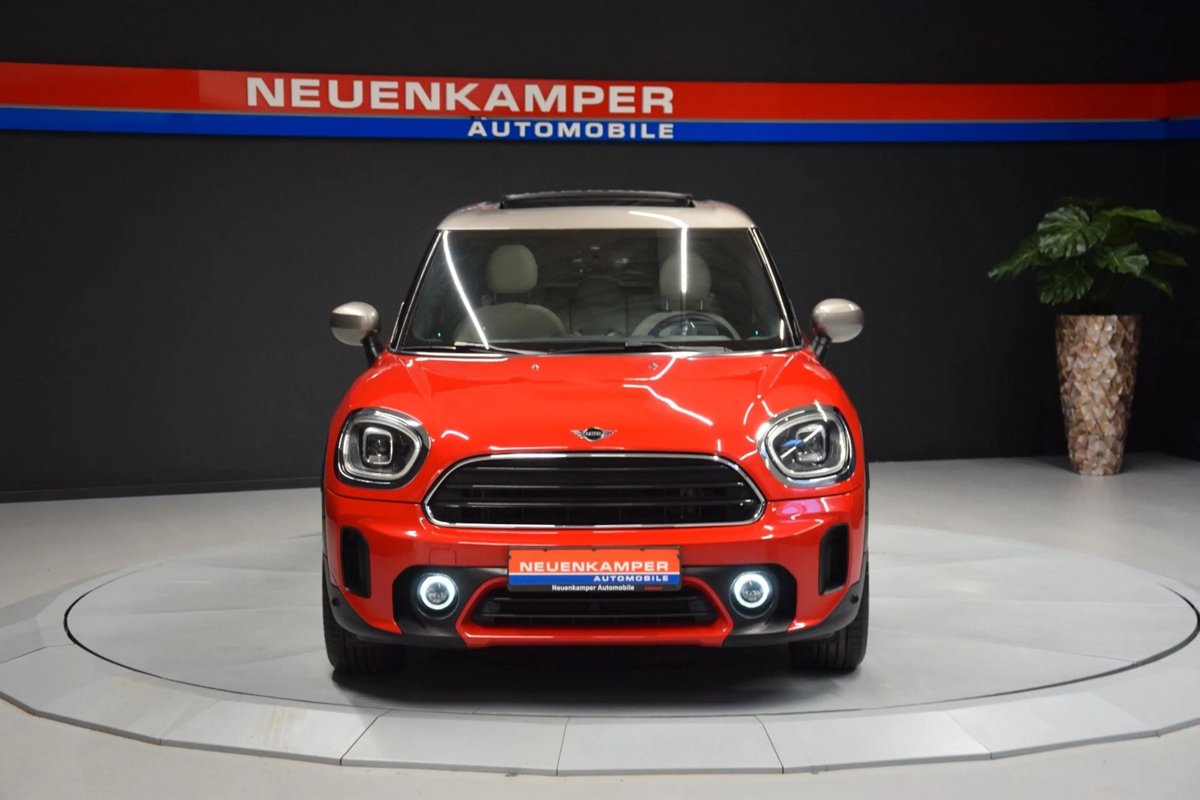 MINI Cooper Countryman Cooper Yours Trim Pano ACC Memory — photo 2