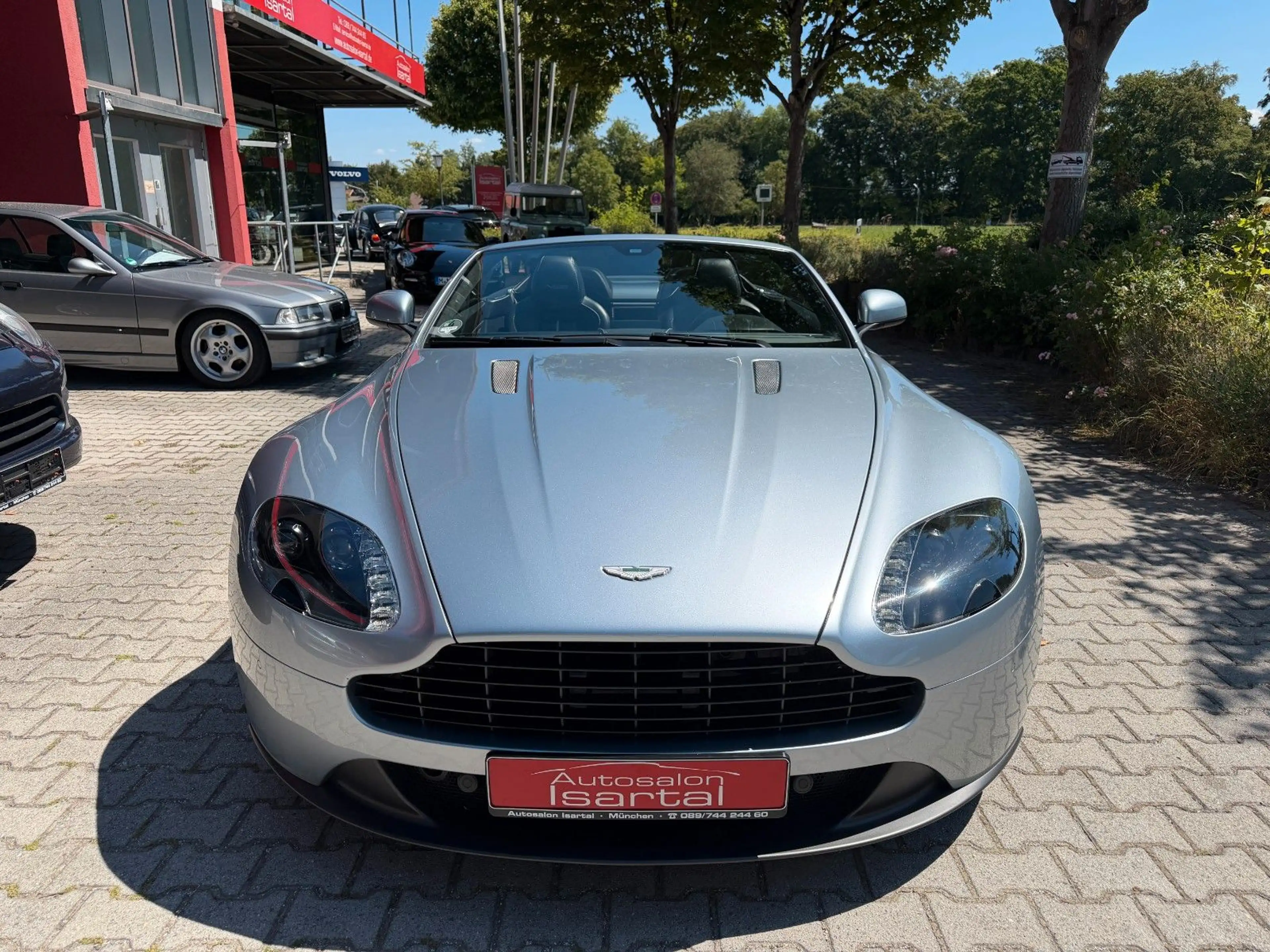 Aston Martin V8 N430 -2. dt. Hd.- perfekt — photo 2