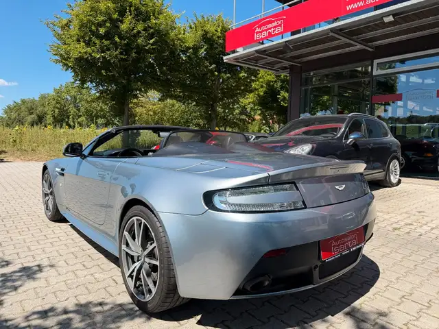 Aston Martin Vantage view 7