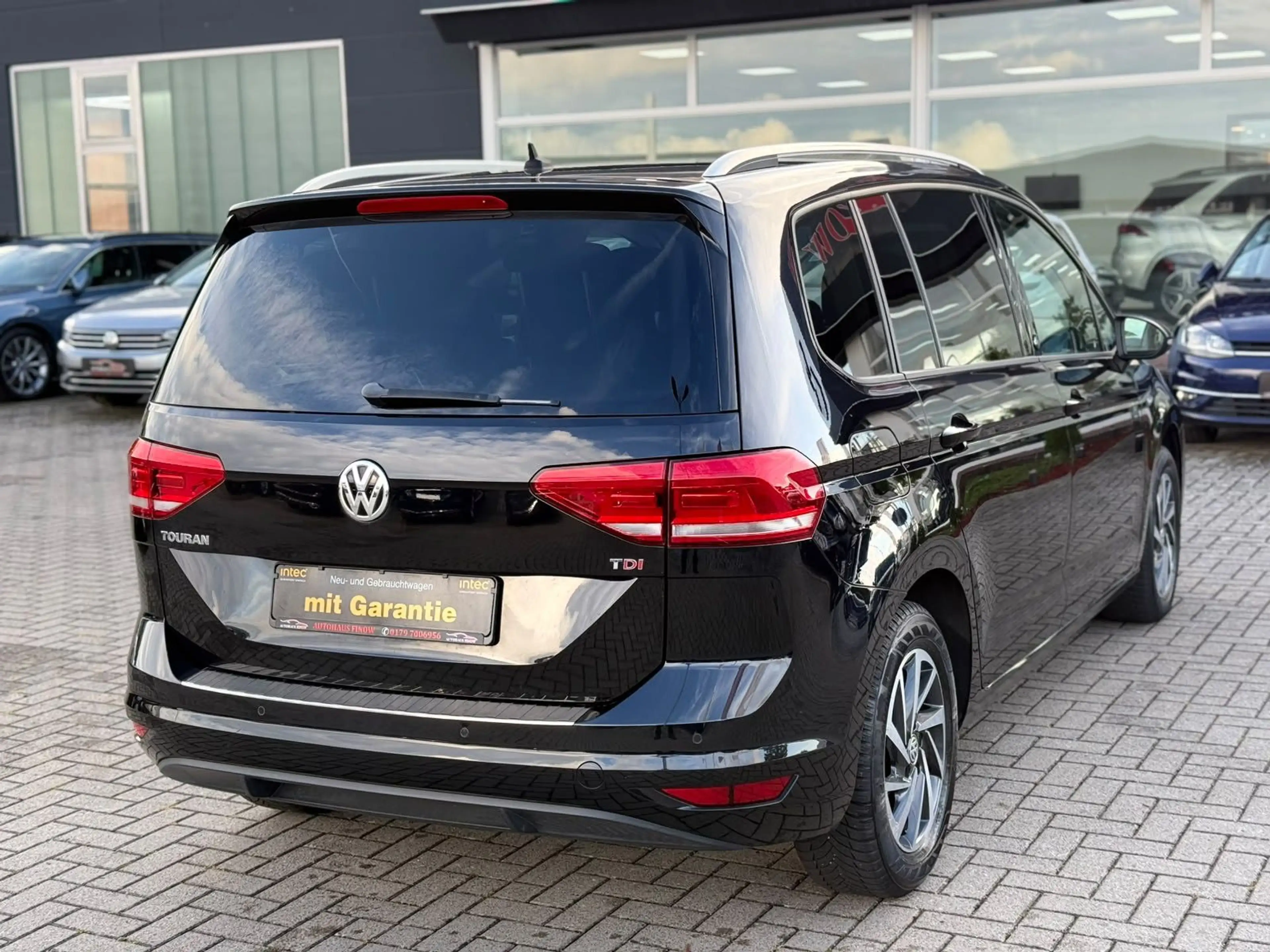 Volkswagen Touran 1.6 TDI"DSG"Sound"7SITZE"ACC"NAVI"PDC" — photo 9