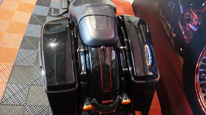 Harley-Davidson Tour Glide - foto 7