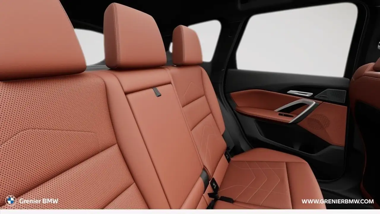 BMW X1 снимка BMW X1