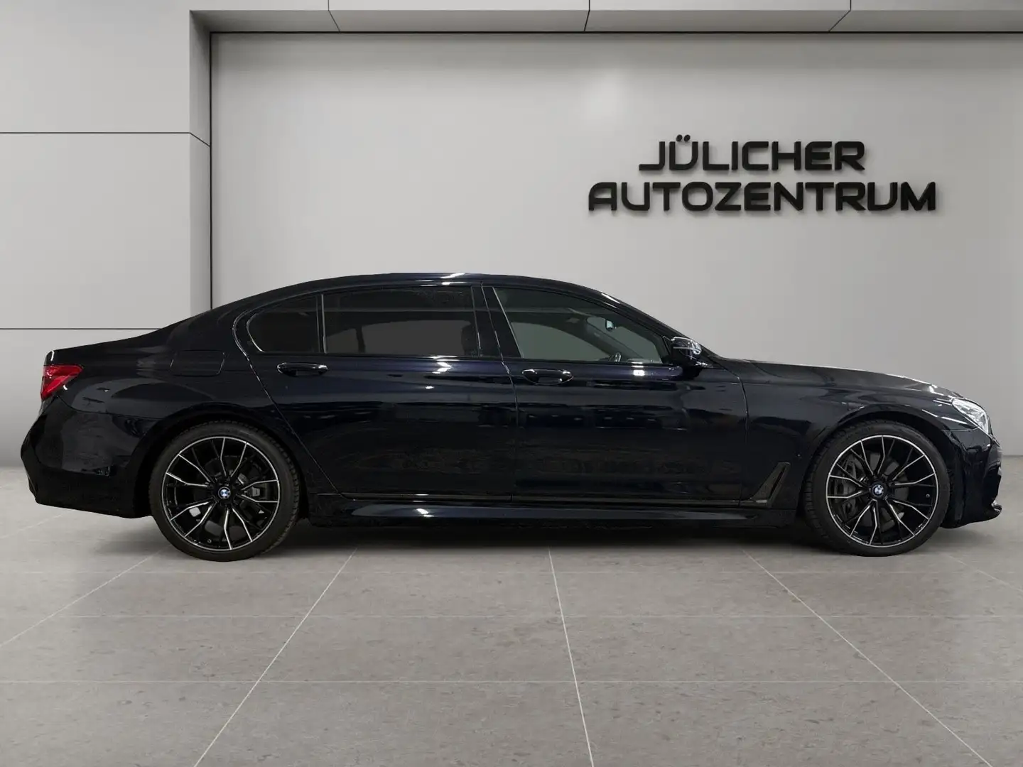 BMW 750 Li xDrive M-Paket , Insp + Tüv/Au Neu Bleu - 2